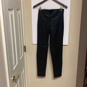 Black patterned tights